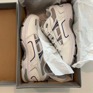 Vionic 23Walk Classic Sneaker